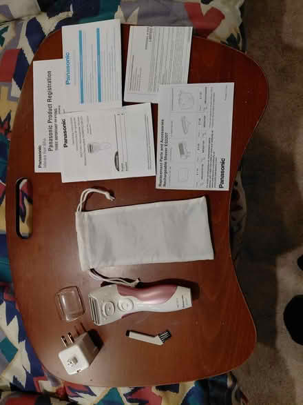 Photo of free Ladies electric razor (Juanita (Kirkland)) #1