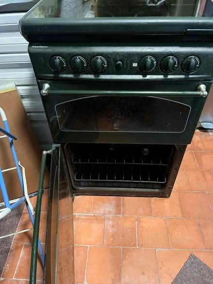Photo of free Gas cooker (Luton LU2) #1