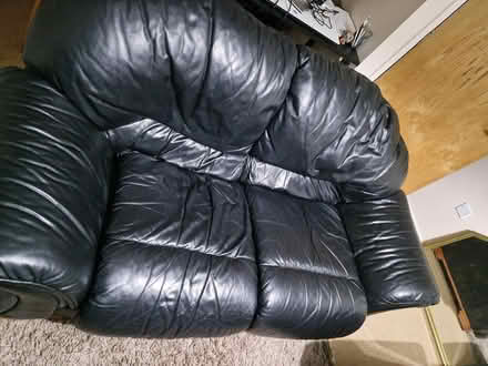 Photo of free leather sofa (Shepshed LE12 9UR) #1