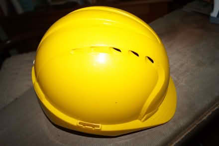 Photo of free Builder's Hard Hat (Pinkneys Green SL6) #2