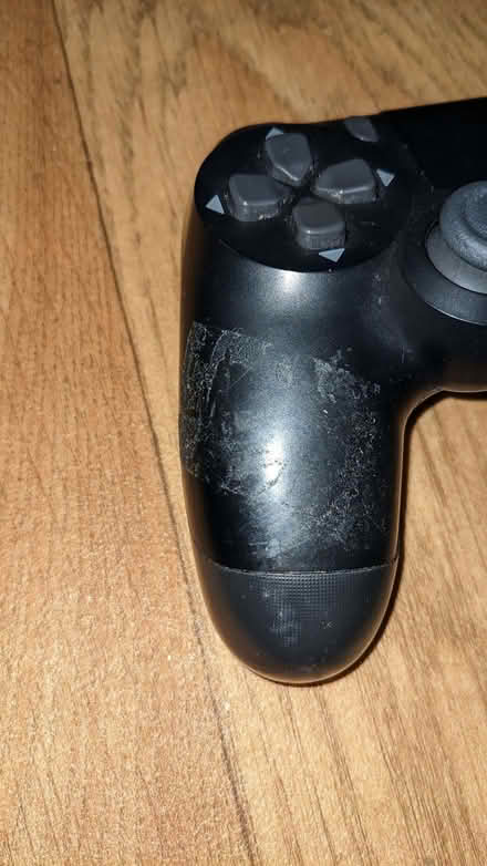 Photo of free Playstation 4 Wireless Controller (CUH-ZCT2E). (PL4) #4