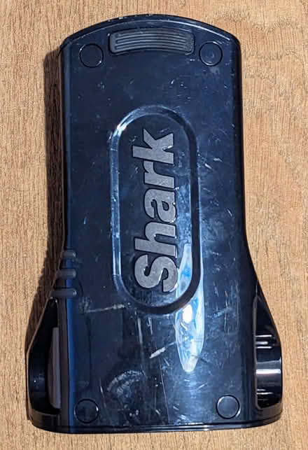 Photo of free Shark Vacuum Battery Model XSBT700EU (PL4) #1