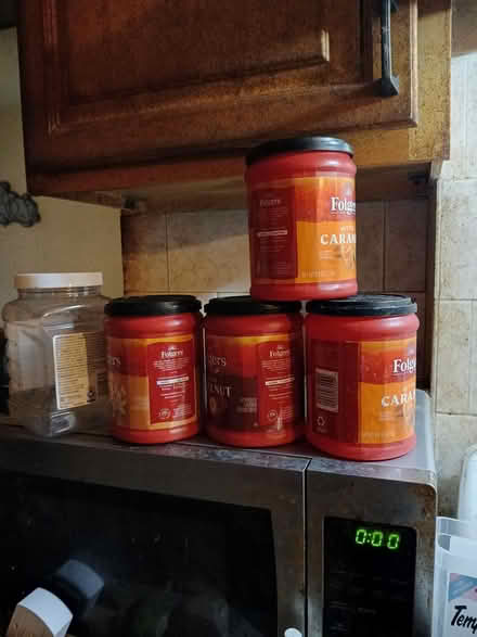 Photo of free Cans (Bronx.morrisania 10456) #1
