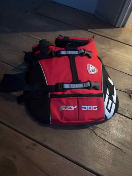 Photo of free Dog buoyancy jackets (Farnham Common, Bucks, SL2) #1