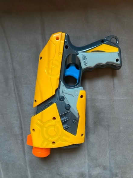 Photo of free Nerf gun (Craiglockhart EH14) #1