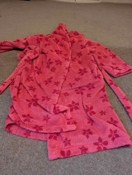 Photo of free M&S ladies dressing gown (Lower Penwortham PR1) #1
