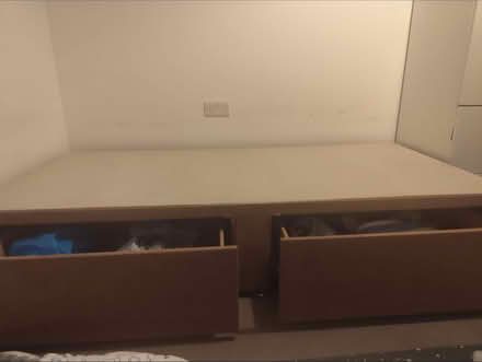 Photo of free Single bed (Horsham Railway station area) #1