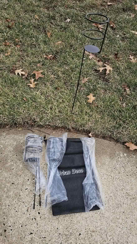 Photo of free New lawn or beach drink cup holders (North Tinton Falls by Lincroft) #2