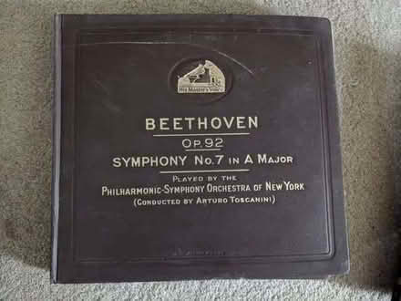 Photo of free 78 RPM 10" and 12" Records (Bussage GL6) #2