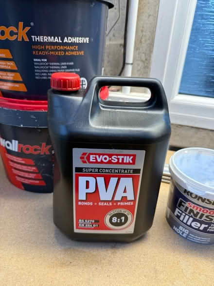 Photo of free Various decorating supplies (East Grinstead. RH19) #4