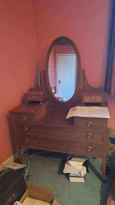 Photo of free A dressing table (Titley HR5) #1