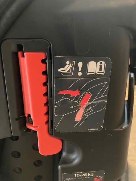 Photo of free Child’s car seat (Welland WR144HW) #2