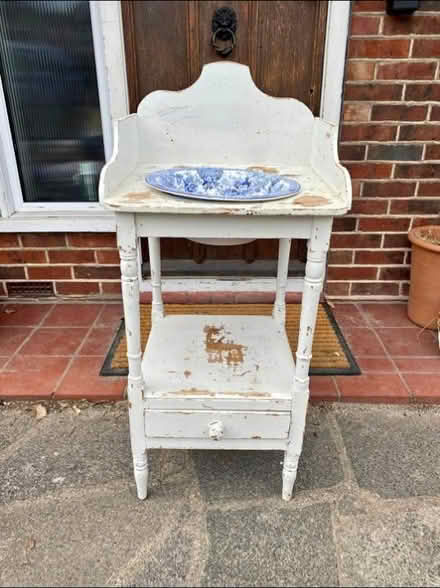 Photo of Washstand (Tn12) #1