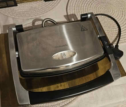 Photo of free Electric Grill/Toastie Maker (Heckmondwike) #1