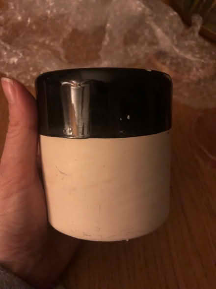 Photo of free Ceramic pot (Forest Hill SE23) #1