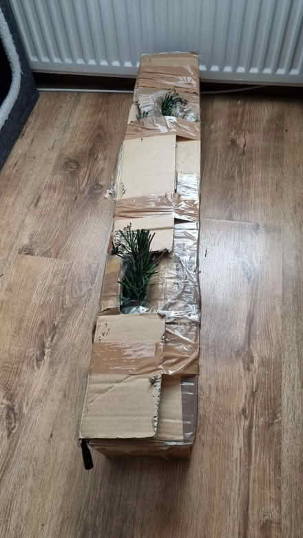 Photo of free Artificial Christmas Tree 5ft, N22 (Alexandra Palace N22) #2