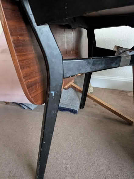 Photo of free G plan table (Hove) #4