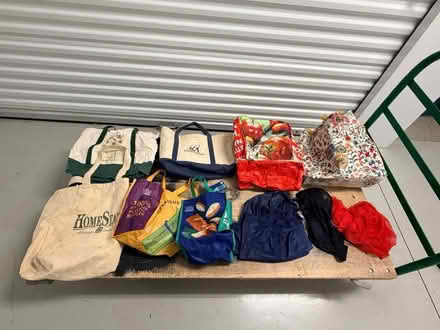 Photo of free Various canvas, shopping, mesh bags (Huntingdon Valley) #1