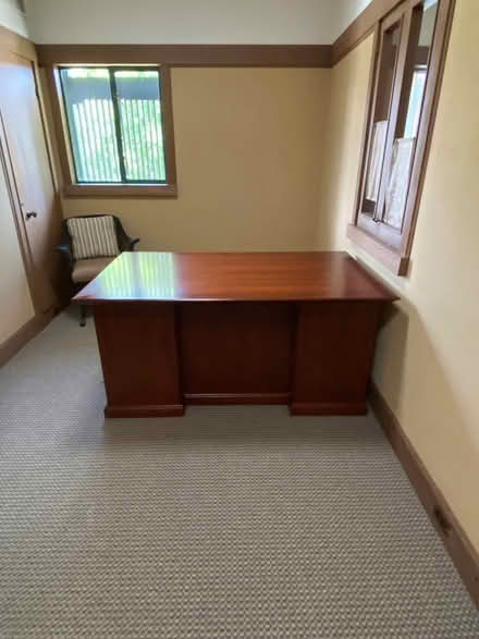 Photo of free beautiful rosewood desk (SAN RAFAEL near Dominican) #2