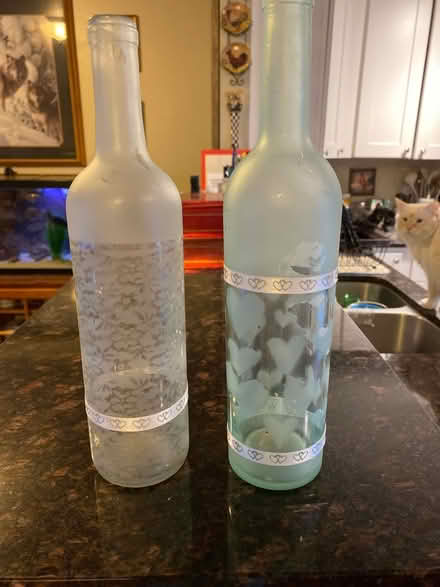 Photo of free frosted wine bottles (Montebello) #1
