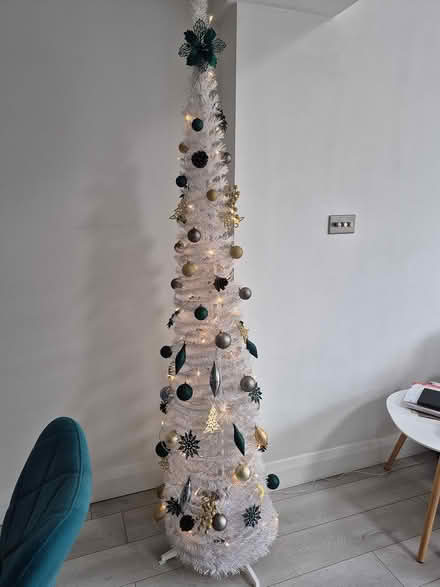 Photo of free White Pop up Christmas tree (Dublin) #2