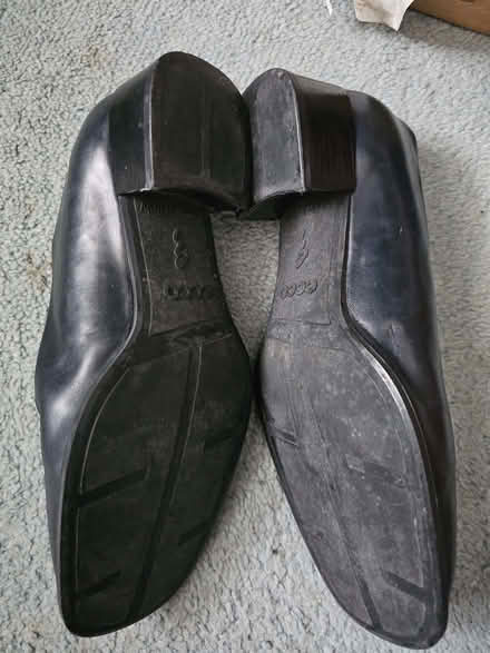 Photo of free Women ecco shoes (Lower Morden SM3) #2