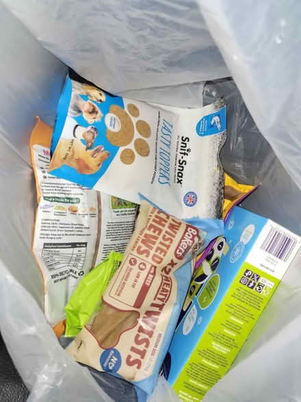 Photo of free bag of dog treats (Yardley birmingham B25) #1