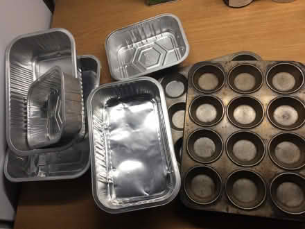 Photo of free 2 cupcake, 2 Muff tins & unused Aluminium containers (Summertown OX2) #2