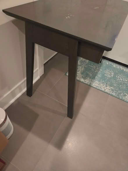 Photo of free Desk (20011) #2