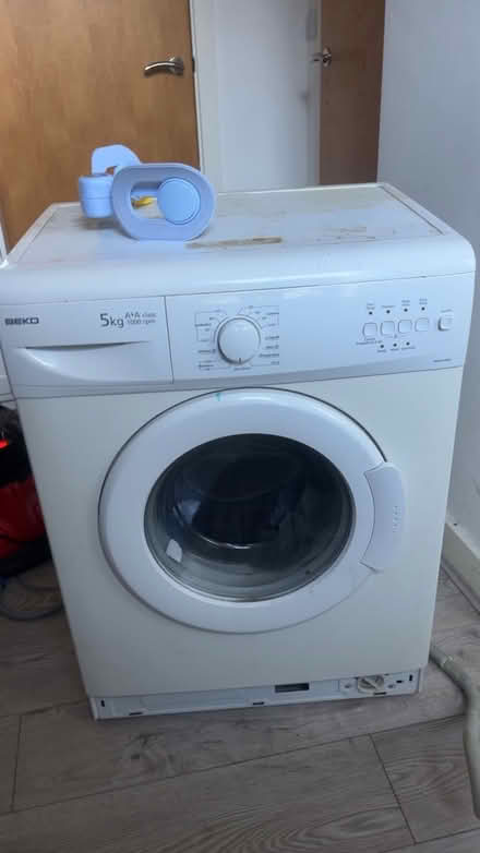 Photo of free Washing machine (M4) #1