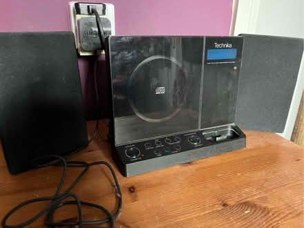 Photo of free CD/MP3/ Radio stereo hi fi system (Higham North area NN10) #1