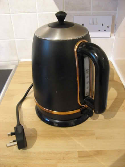 Photo of free Kettle (St Albans AL4) #1