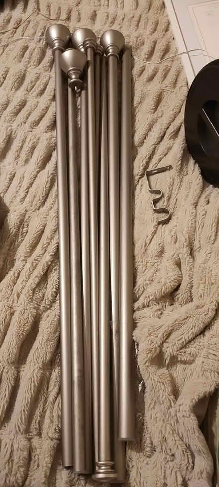 Photo of free Curtain pole (CB24) #1