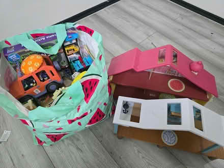 Photo of free Bag of kids toys/playsets (Quaker Drive) #1