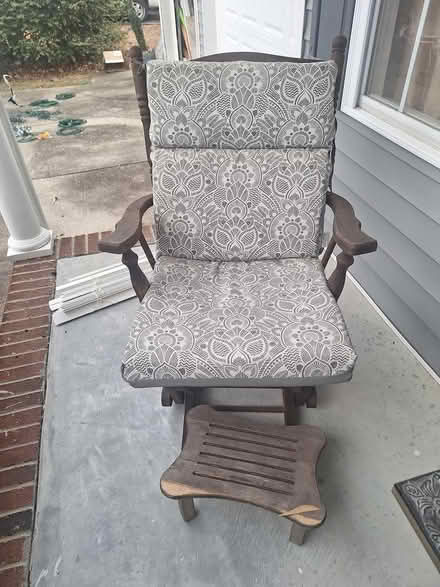 Photo of free Rocking Chair (Holly Springs, on Fuquay side) #2