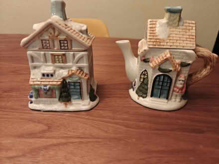 Photo of free Christmas Tea set (Near 92nd and Sheridan) #1