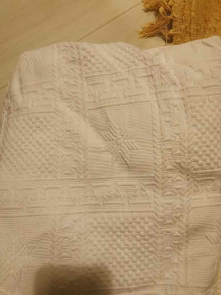 Photo of free 3x white throws (Vale LA1) #2