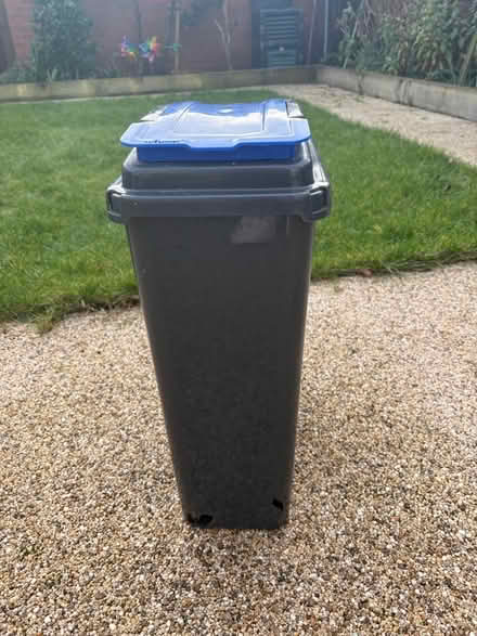 Photo of free Recycling bin (Lytham St Anne’s, FY8) #1