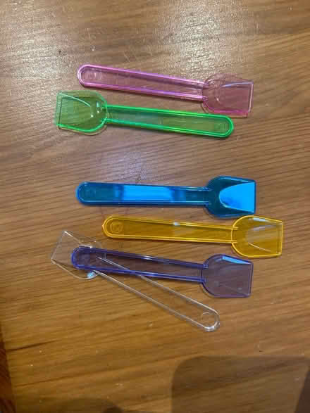 Photo of free 100+ plastic spoons - multi colour (Shenley Fields B29) #3