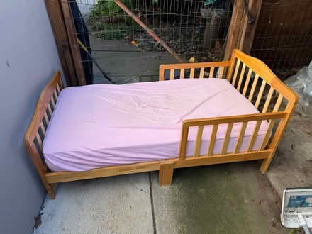 Photo of free Toddler bed (Los Altos) #1