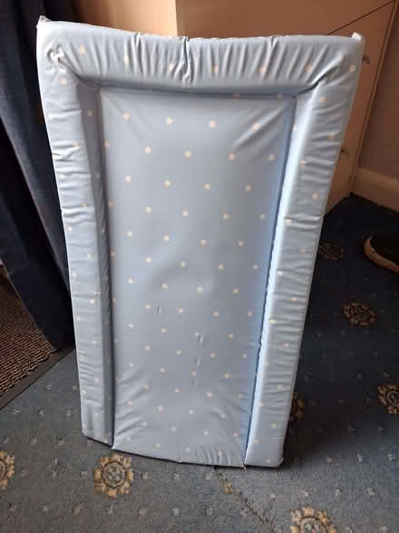 Photo of free Changing mat (Putnoe MK41) #1