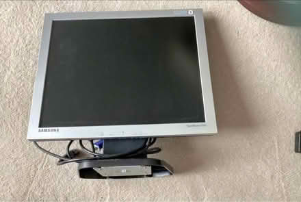 Photo of free Monitor (M22 1ux) #1