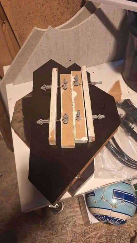 Photo of free Cornee shelves (Sheffield hackenthorpe S12) #1