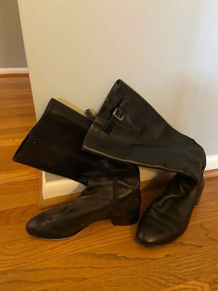 Photo of free Knee high leather boots, size 9 (Avondale Estates) #1