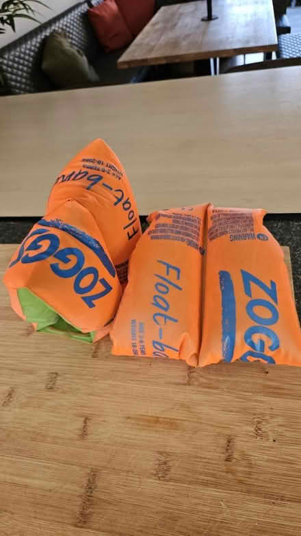 Photo of free Zoggs armbands 3-6 years (Lichfield WS14) #2