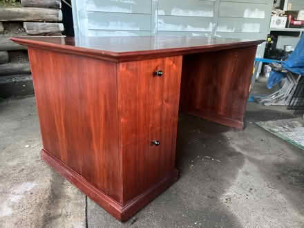 Photo of free beautiful rosewood desk (SAN RAFAEL near Dominican) #1