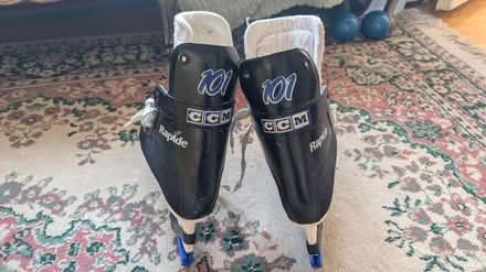 Photo of free Hockey Skates - Mens size 7 (Edgewater) #2