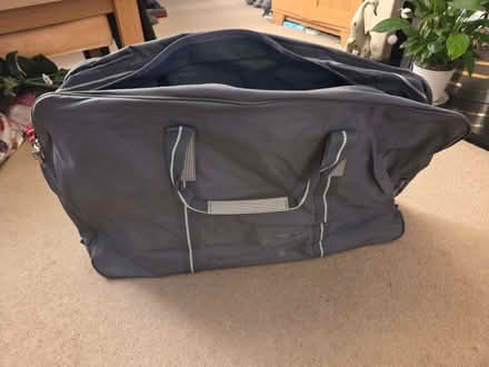 Photo of free Holdall (Chelmsford CM2) #2