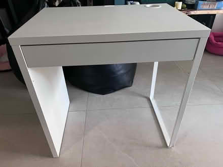 Photo of free Desk (Near South Harrow station HA2) #1