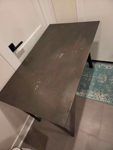 Photo of free Desk (20011) #1